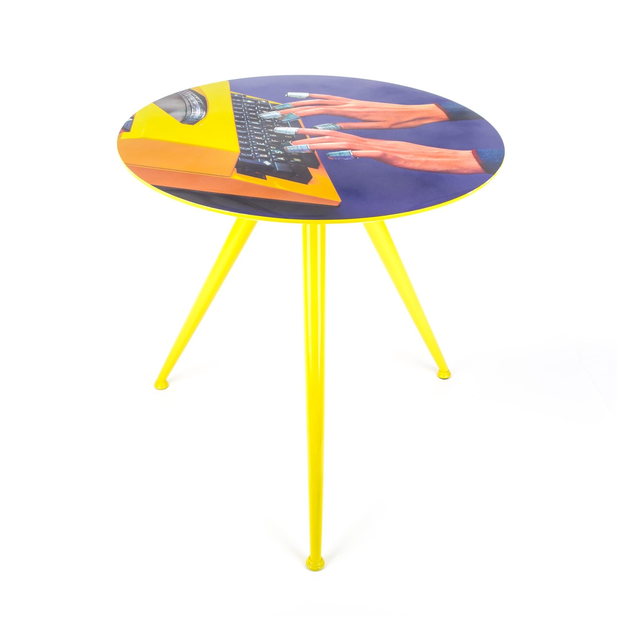Tavolino In Legno Toiletpaper Â Cm.70 H.64,5 - Macchina Da Scrivere Seletti