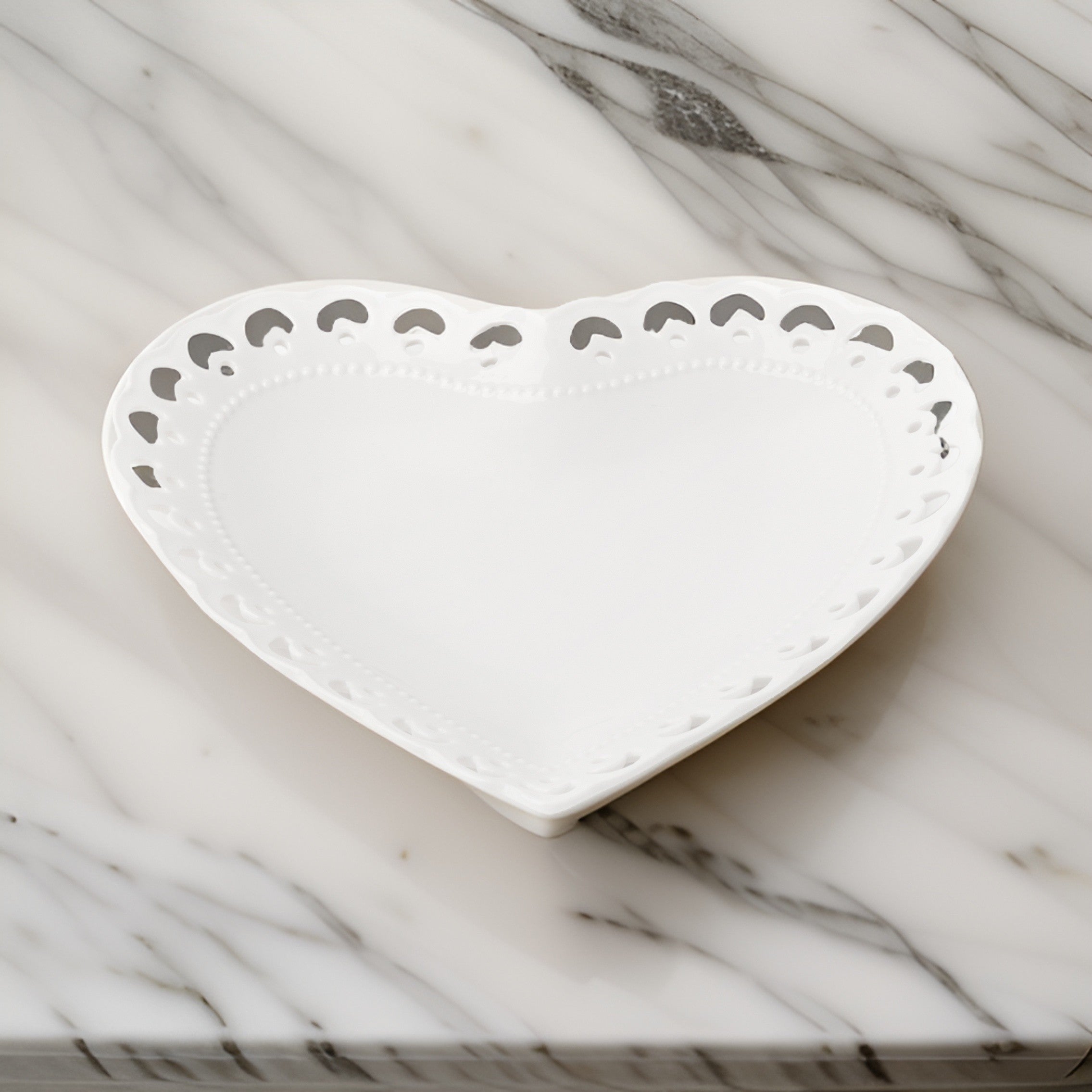 Piatto Cuore Porcellana Traforata 22Cm Hervit