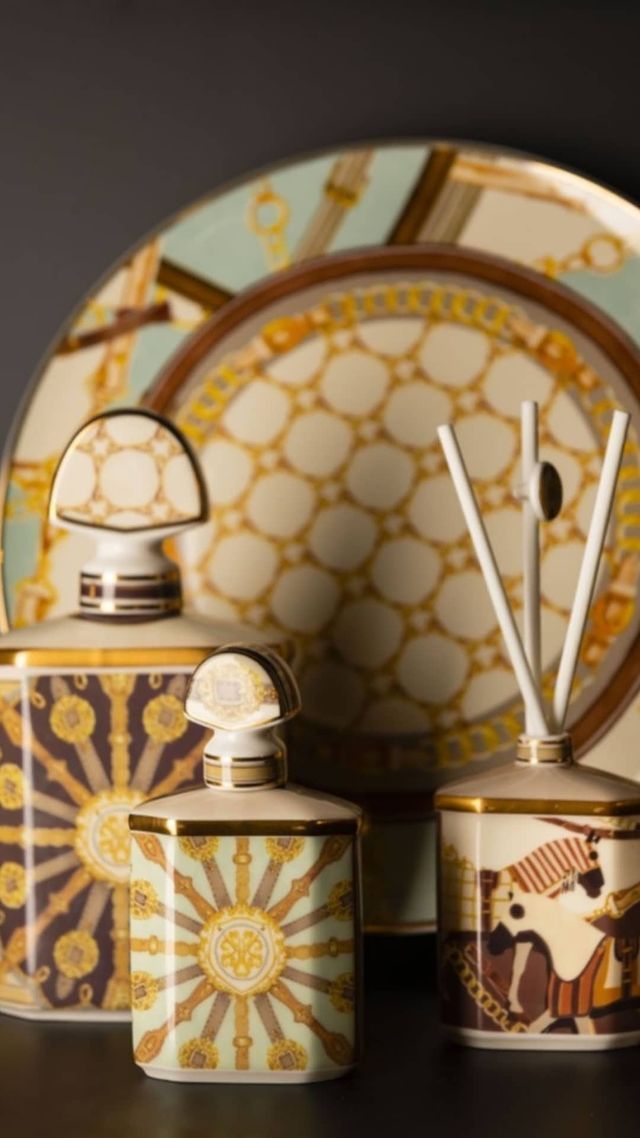 Piatto Torta Diam 31 Filo Oro - Horses Baci Milano