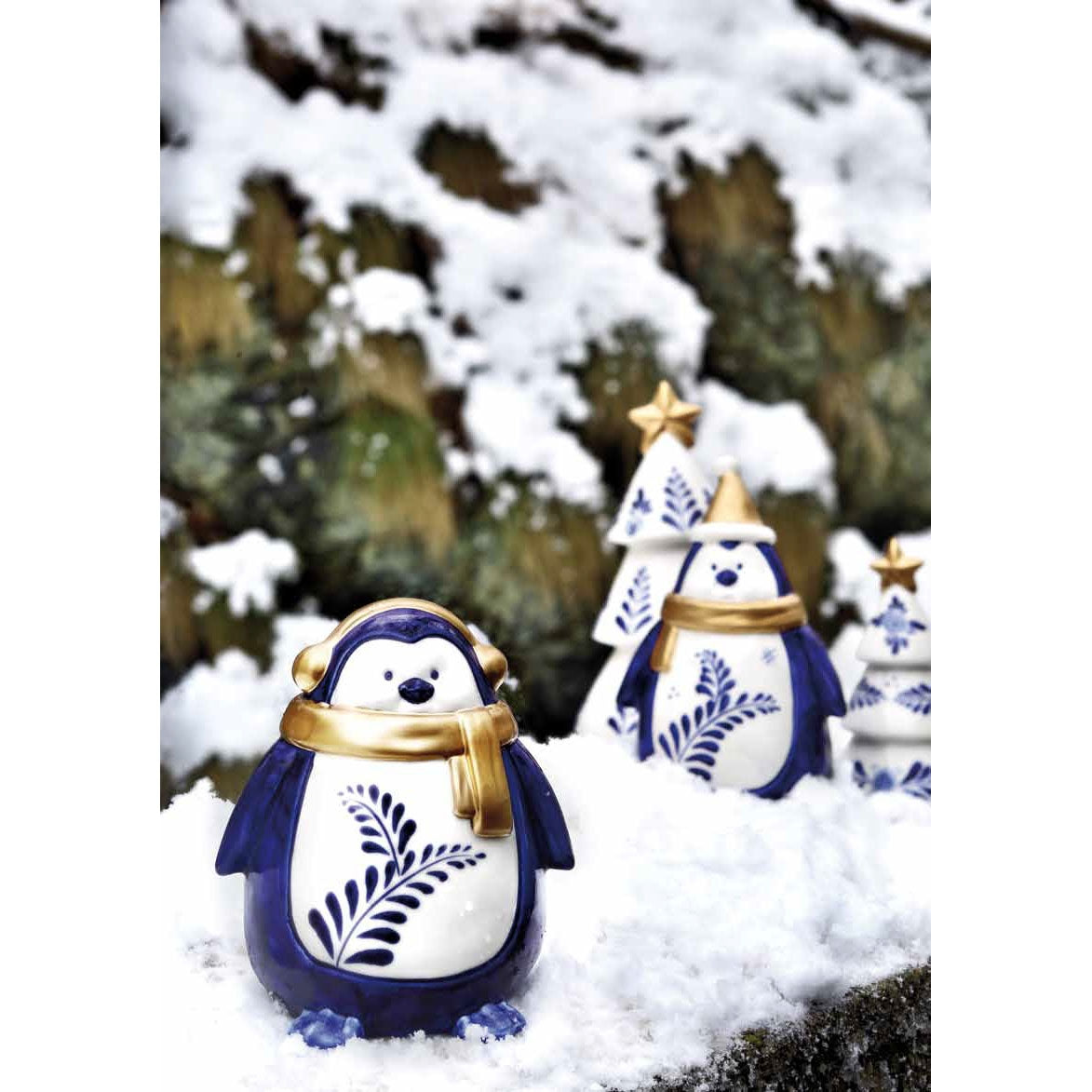 Pinguino Con Berretto In Stoneware Blu E Oro Rituali  Domestici