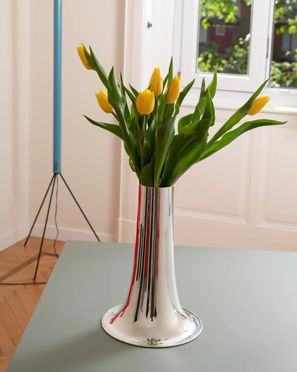 Trumpet Vaso per fiori Alessi