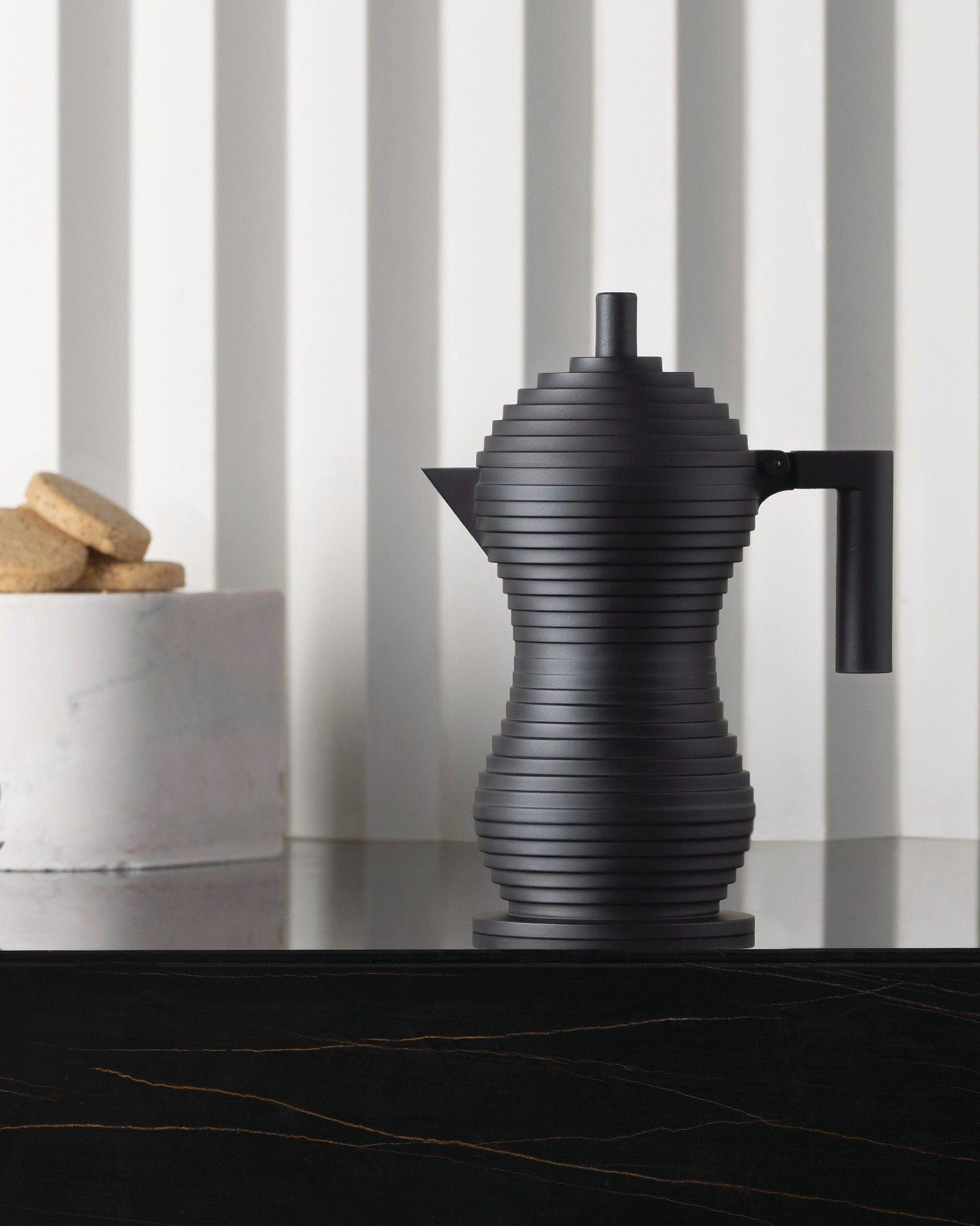Pulcina Caffettiera Nero - 6 Tazze Alessi
