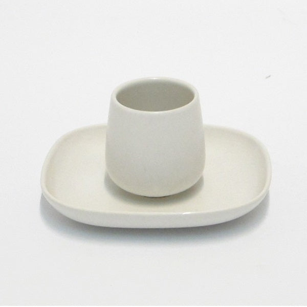 Quattro Tazze Caffe Con Piattino Ovale Alessi Alessi