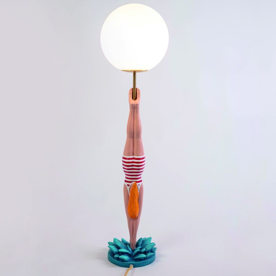 Lampada Da Tavolo In Resina Lady Diver - Rosso Seletti