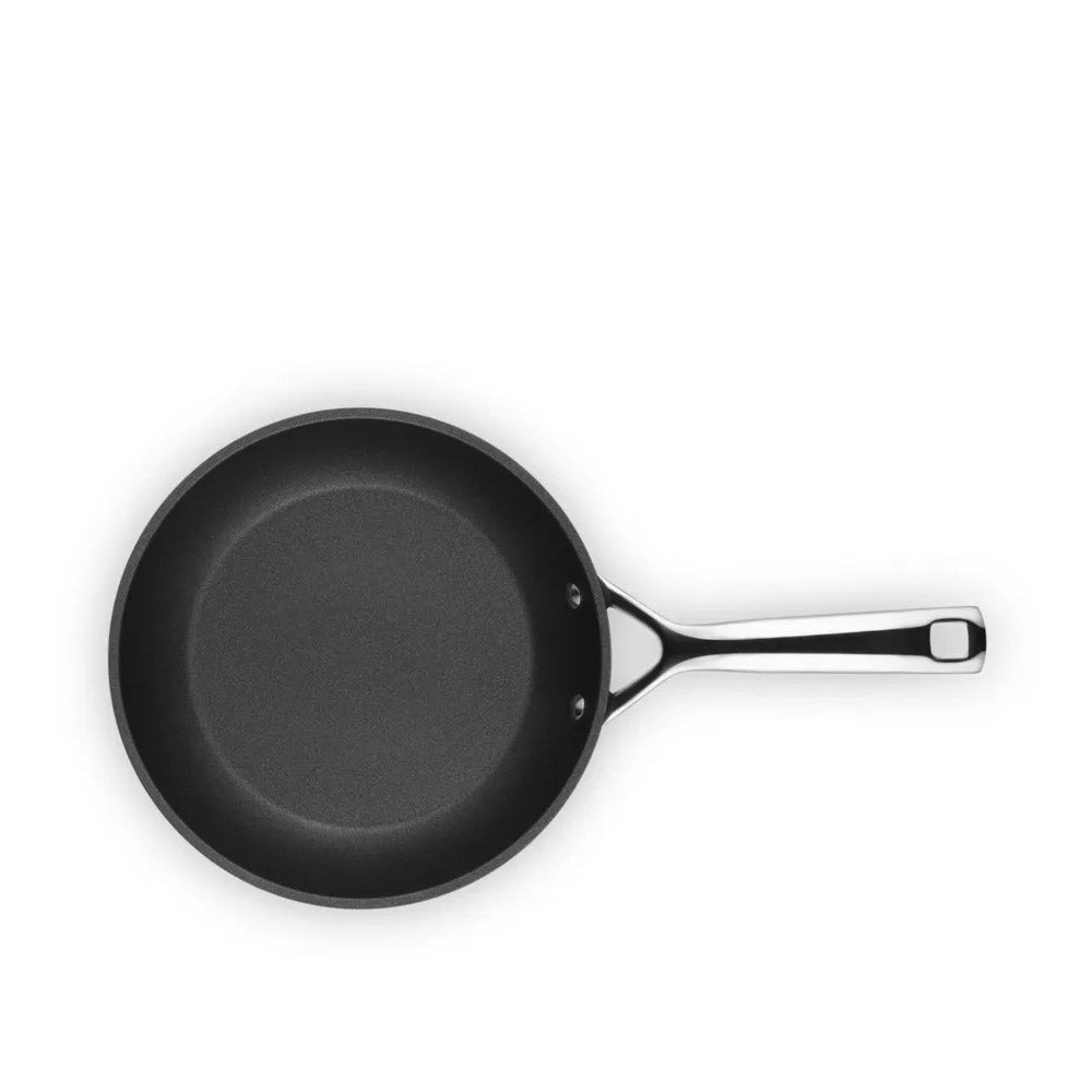 padella bassa antiaderente in alluminio 22 cm Le Creuset