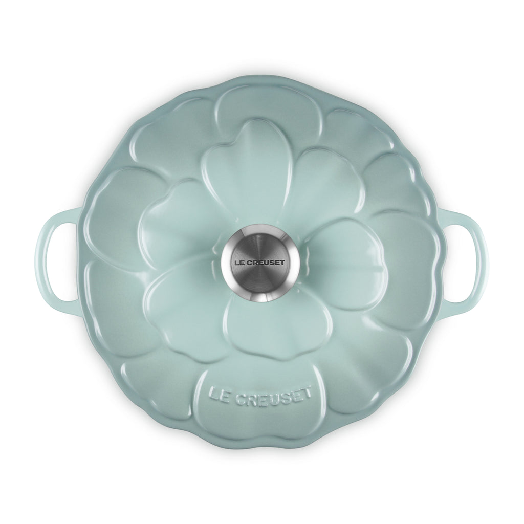 Tegame basso con coperchio a fiore in ghisa vetrificata 26 cm Le Creuset