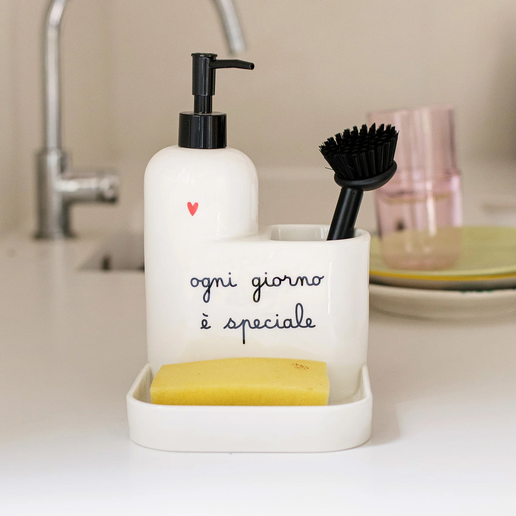 Dosasapone Plus bianco Ogni giorno è speciale Simple Day