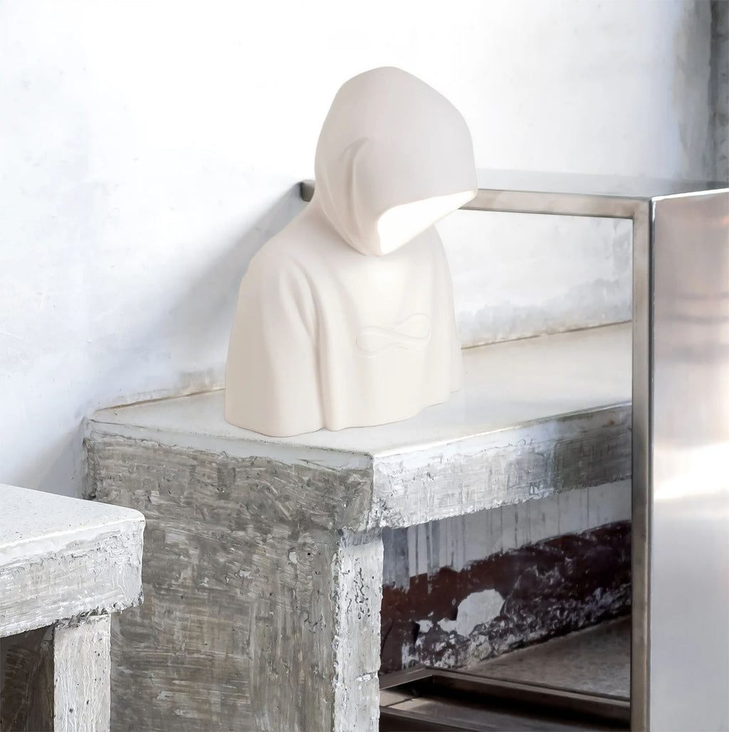 Lampada Da Tavolo In Resina Bad Guy Bianco Seletti