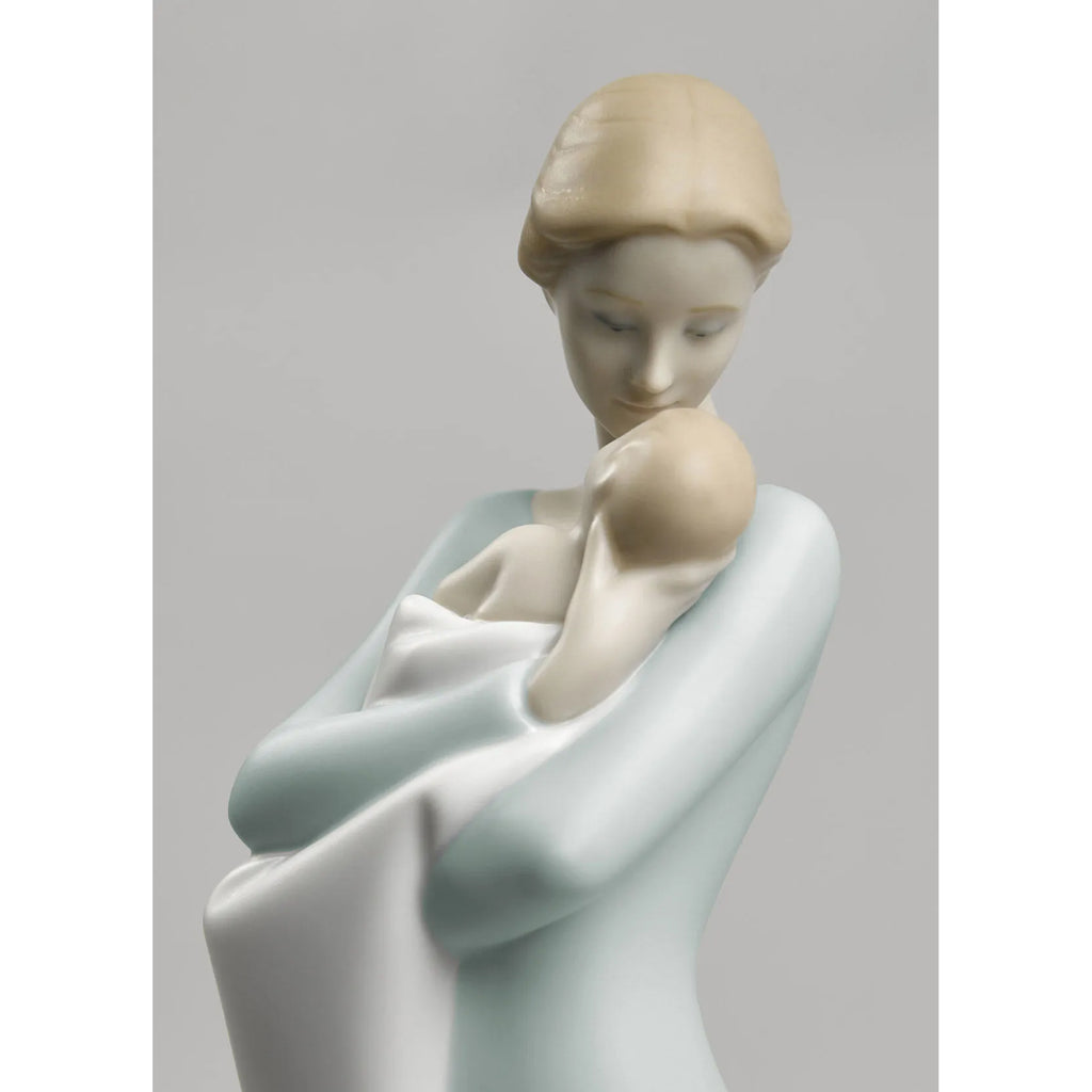 Figurina Abbraccio materno Lladro'