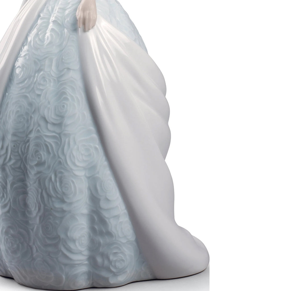 Figurina Sposa Il suo giorno speciale Lladro'