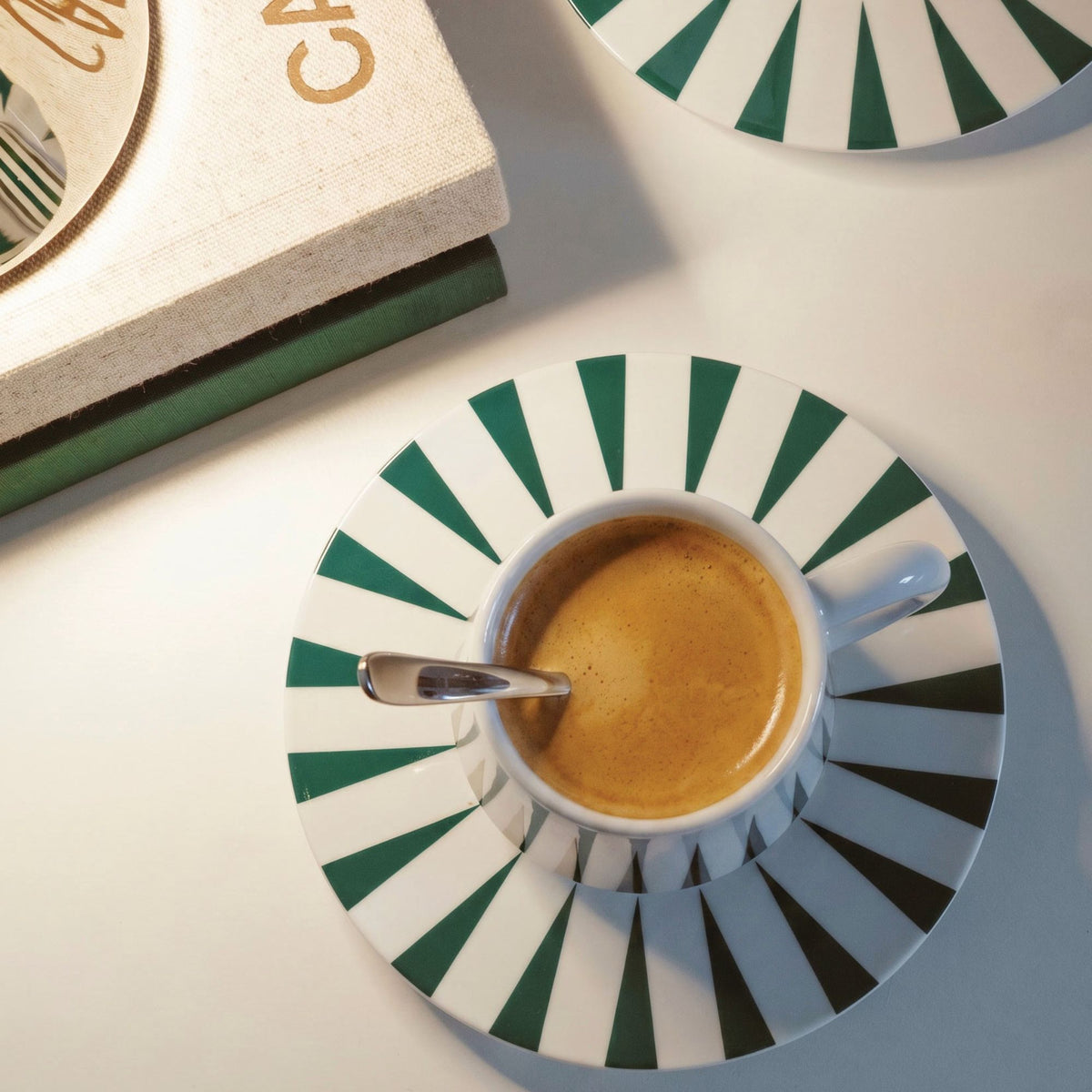 Delight Set di due tazze da caffè con sottotazza Alessi