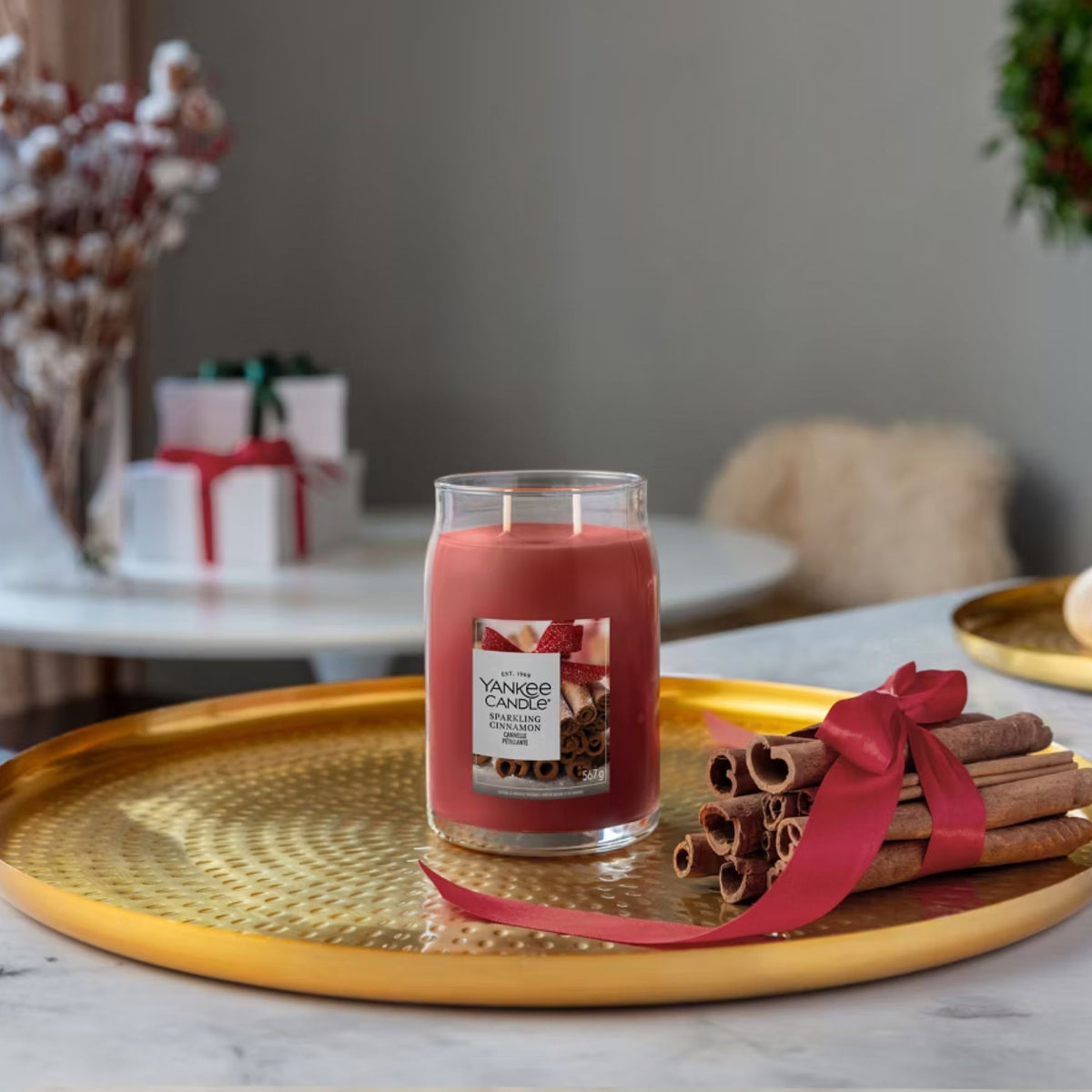 Candela Sparkling Cinnamon 567g Yankee Candle