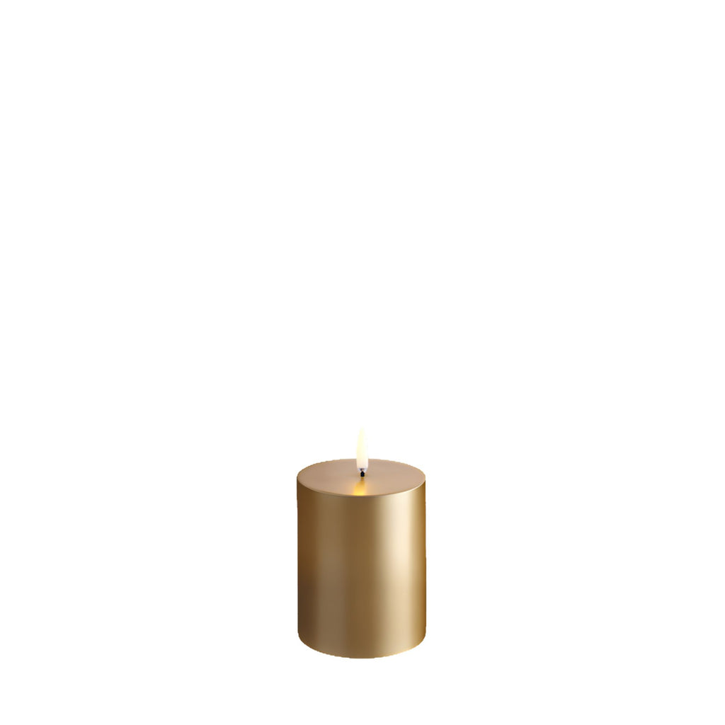 LED Gold Finish Pillar Candles 7,8x10 cm Uyuni Lighting