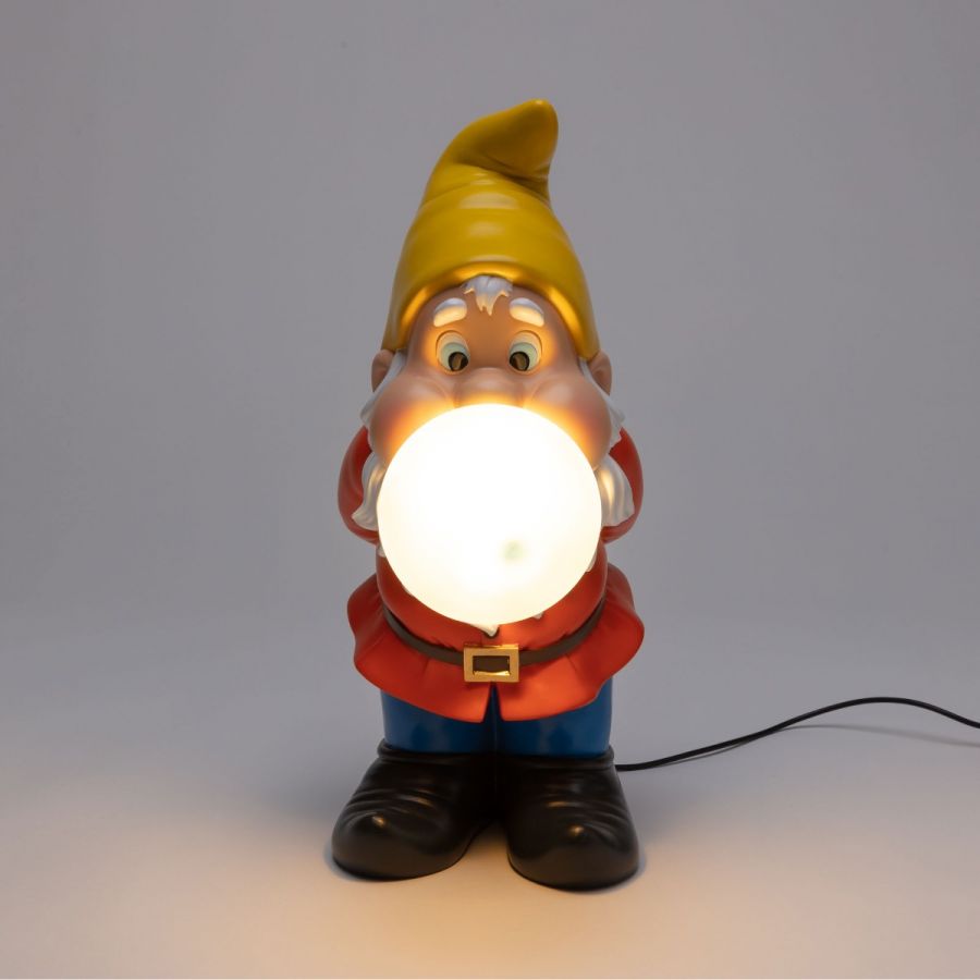 Snooping Gummy Lamp Seletti