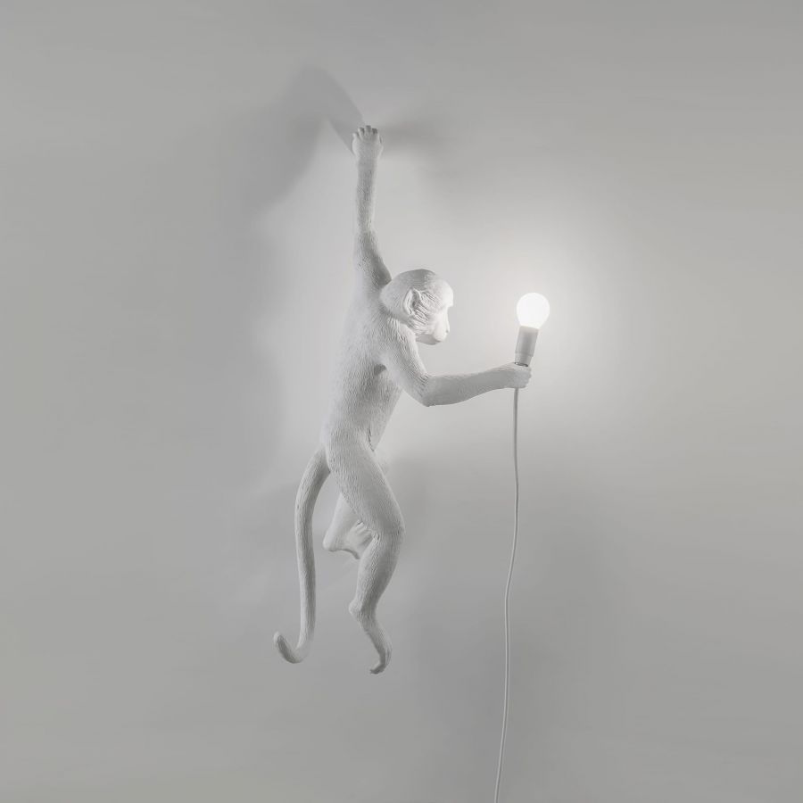 Lampada Monkey Lamp Appesa Mano Sinistra Seletti