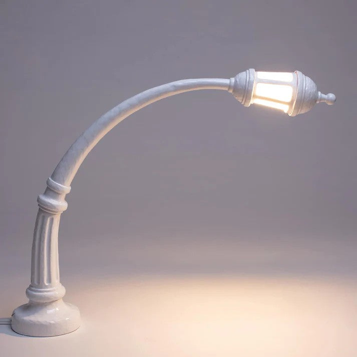 Lampada Da Tavolo In Resina Sidonia Seletti